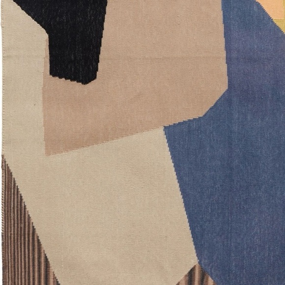 Tantuvi Rug - Picture 2 of 5